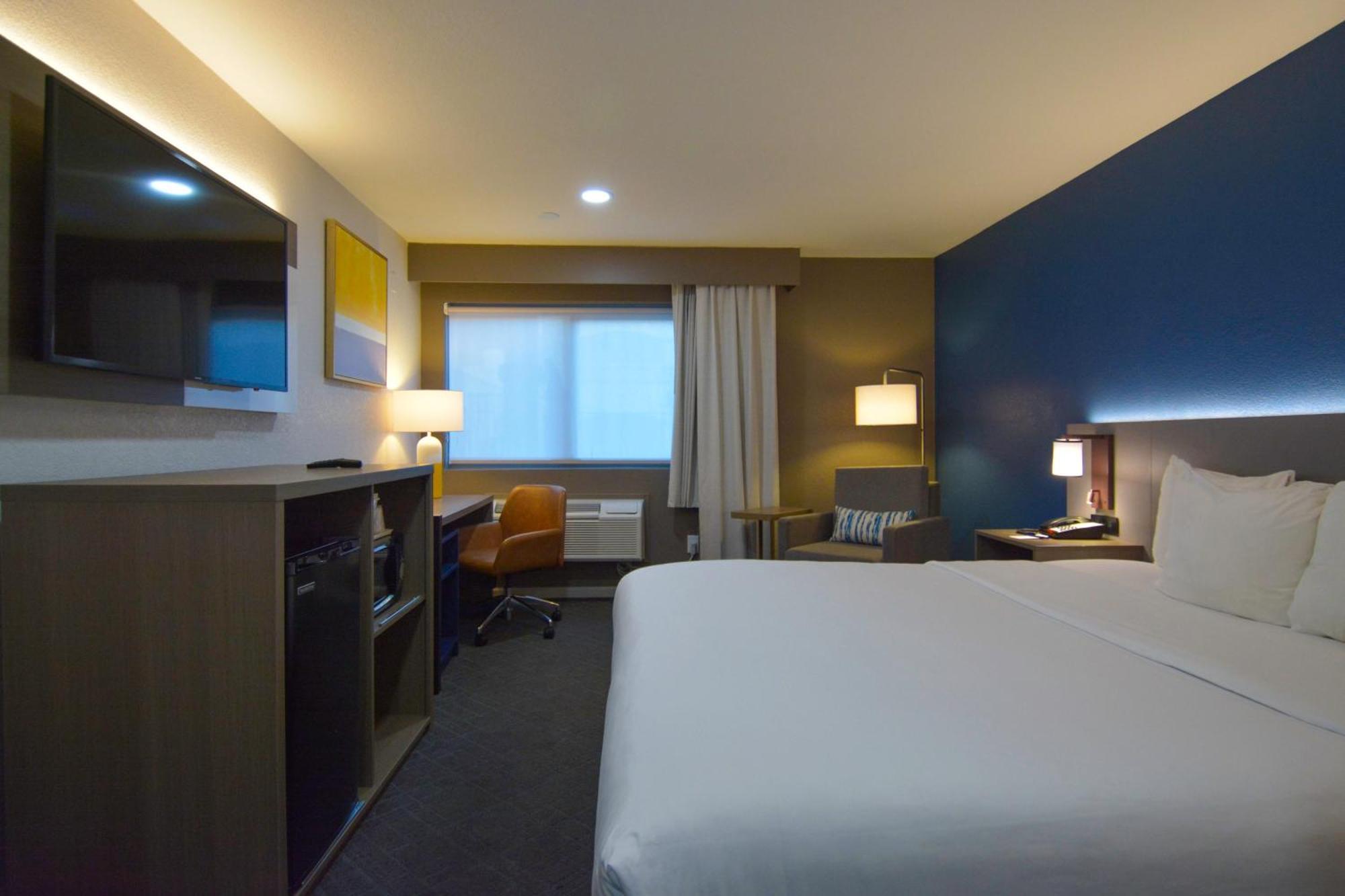 Comfort Inn & Suites Moreno Valley Near March Air Reserve Base Eksteriør bilde