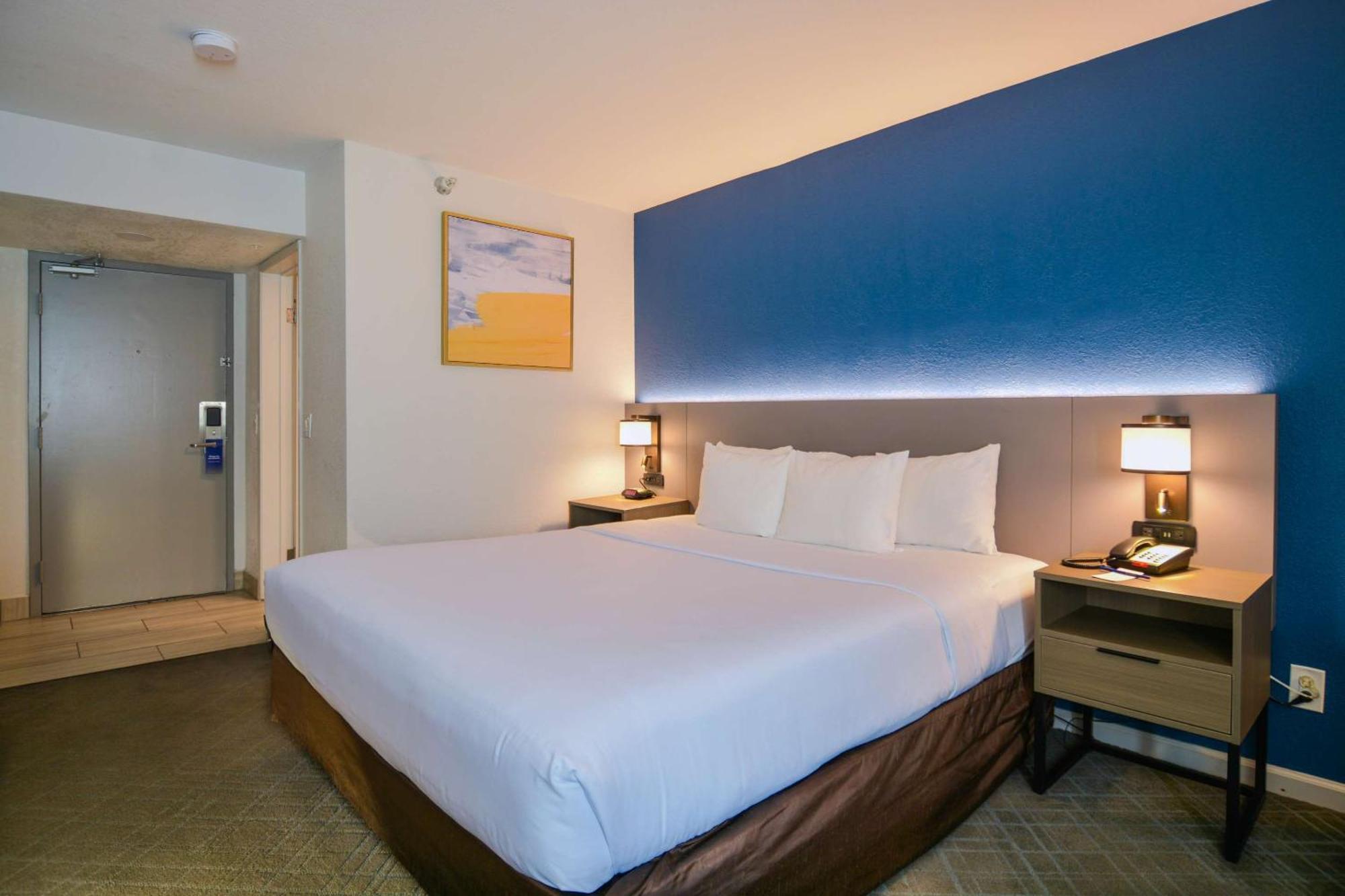 Comfort Inn & Suites Moreno Valley Near March Air Reserve Base Eksteriør bilde