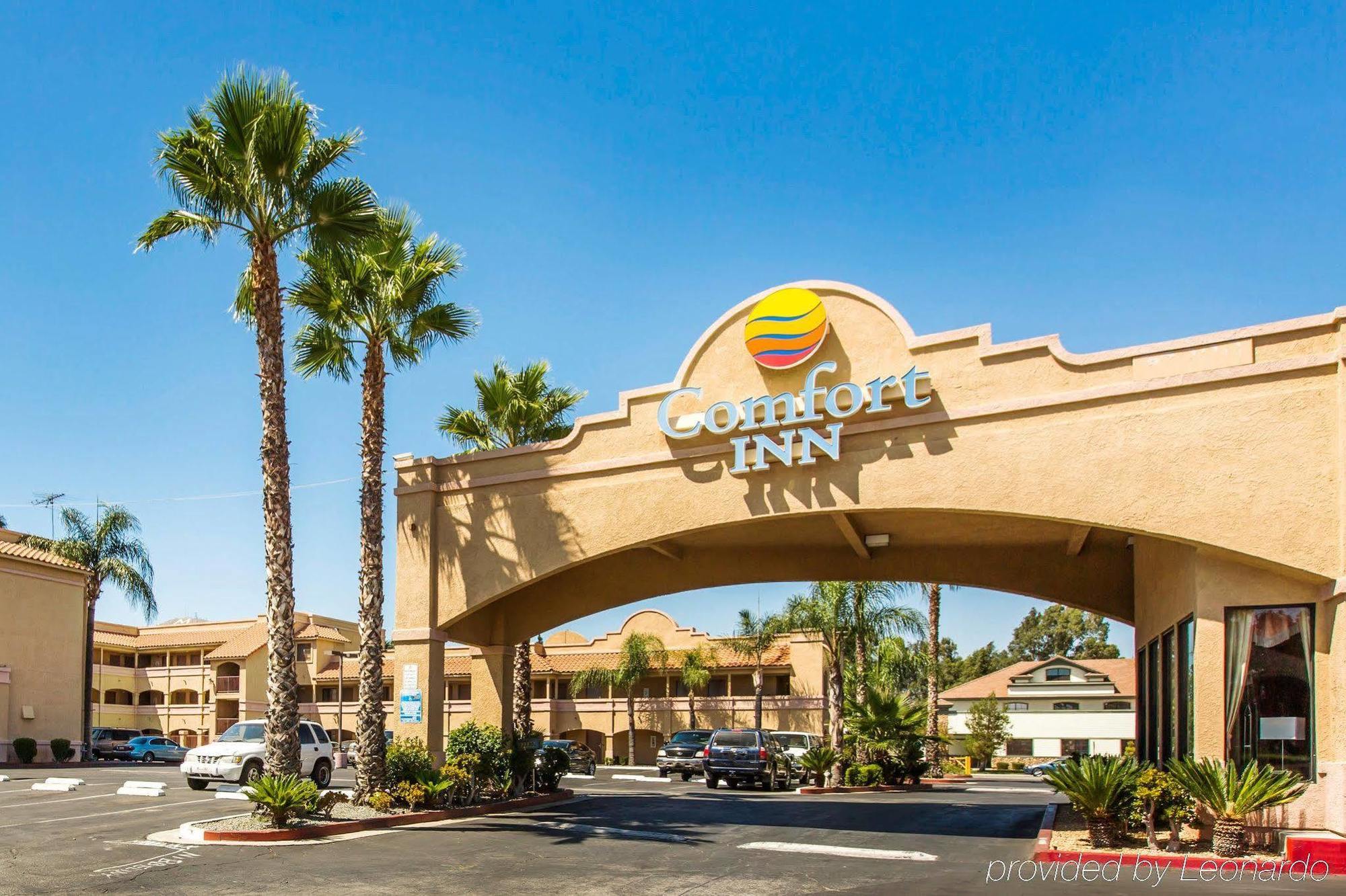Comfort Inn & Suites Moreno Valley Near March Air Reserve Base Eksteriør bilde